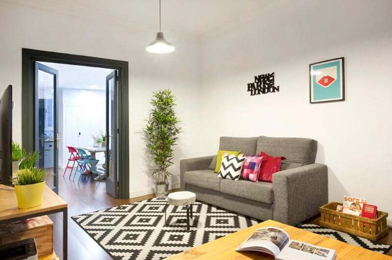 Traveller House Apartment Barcelona Exterior photo